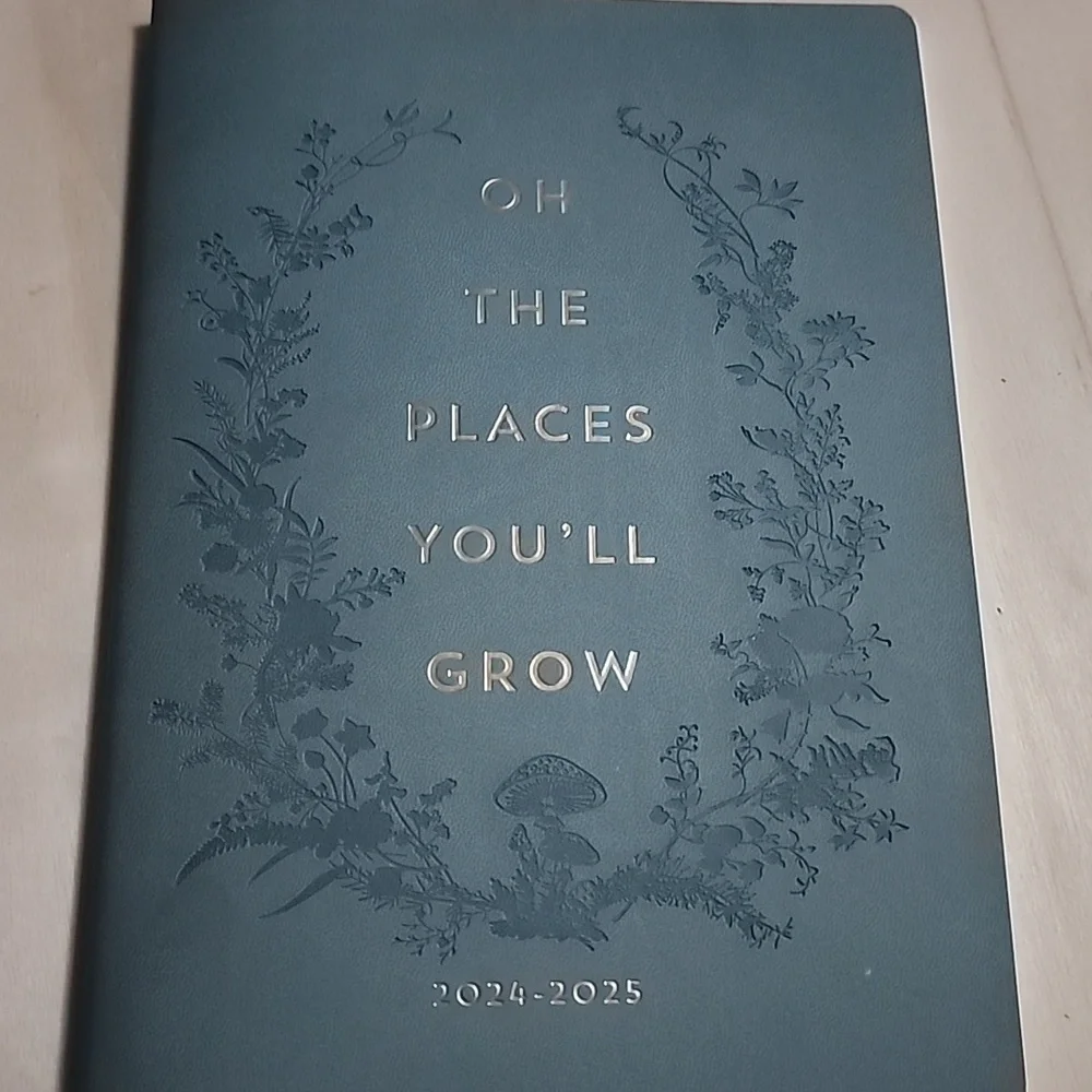 Brand new 2024-2025 17th month planner notebook
